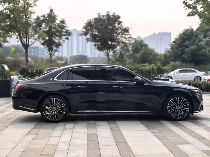 Mercedes-Benz E-Class 2025 Model Facelift E 300 L Noble Model sedan – фото 8