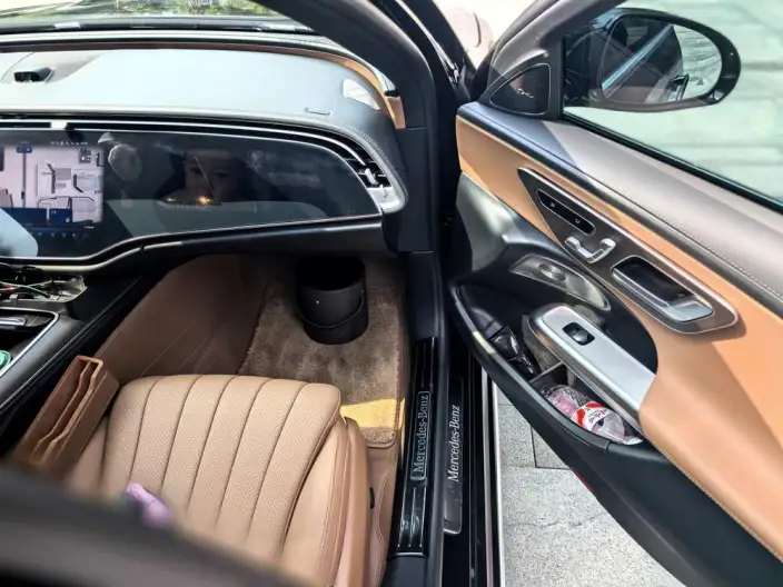Mercedes-Benz E-Class 2025 Model Facelift E 300 L Noble Model sedan – фото 9