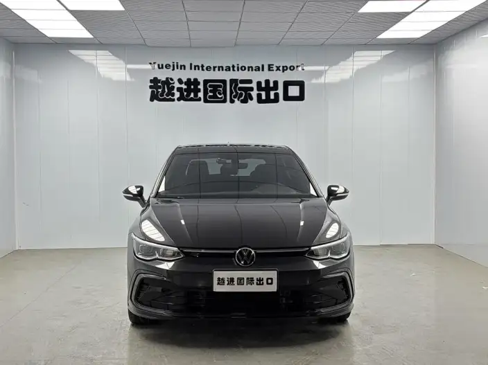 Volkswagen Golf 2023 Model 280TSI DSG R-Line Lite – фото 2