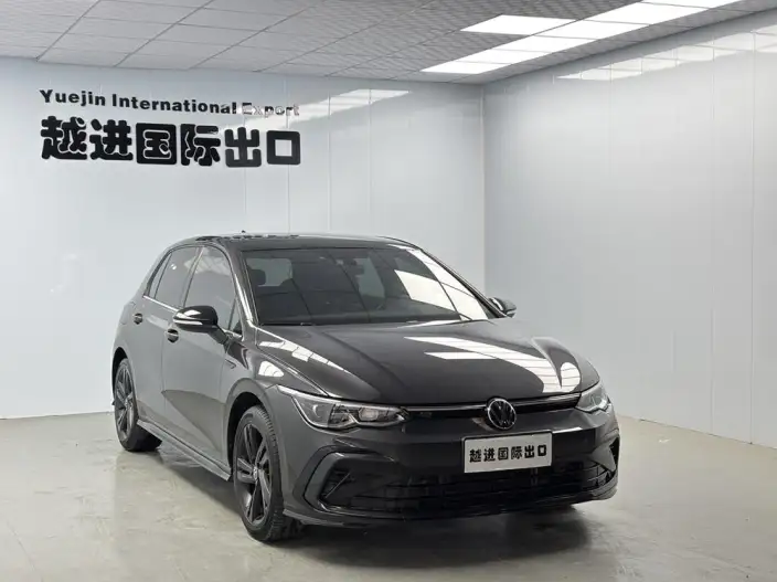Volkswagen Golf 2023 Model 280TSI DSG R-Line Lite – фото 3