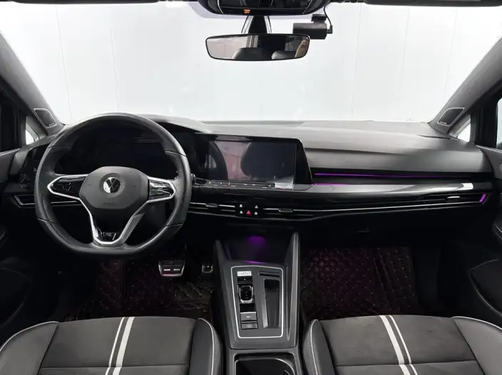 Volkswagen Golf 2023 Model 280TSI DSG R-Line Lite – фото 8