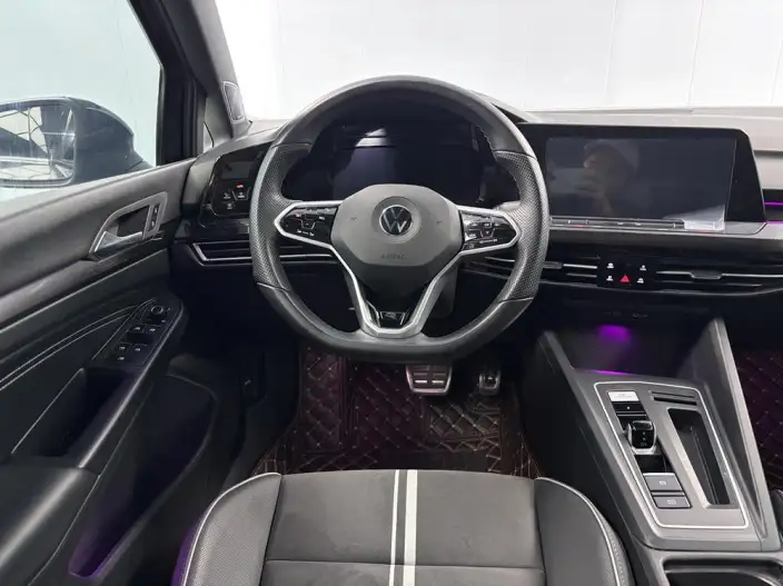 Volkswagen Golf 2023 Model 280TSI DSG R-Line Lite – фото 10