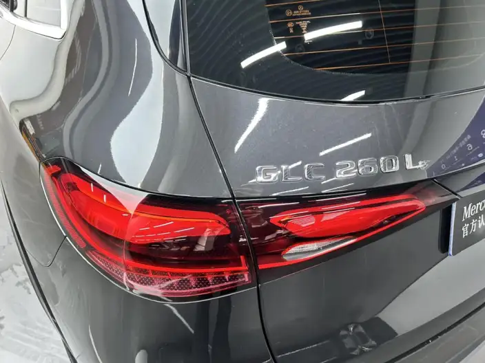 Mercedes-Benz GLC 2025 Model GLC 260 L 4MATIC Luxury Model 5 seat – фото 9