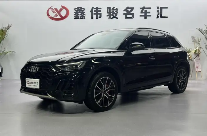 Audi Q5L 2024 Model 45TFSI Luxury Dynamic Model – фото 1