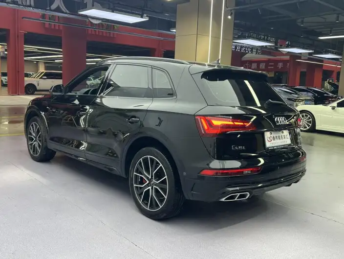 Audi Q5L 2024 Model 45TFSI Luxury Dynamic Model – фото 4
