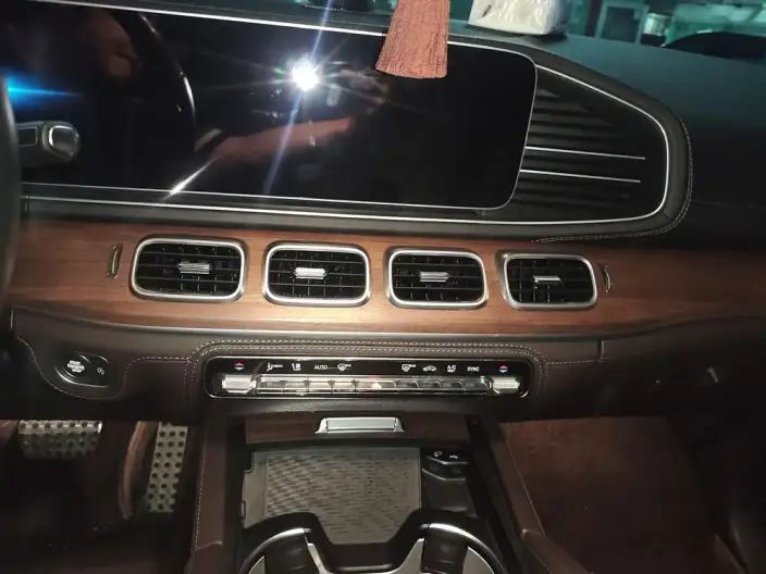 Mercedes-Benz GLS 2023 Model GLS 450 4MATIC Luxury Model – фото 8