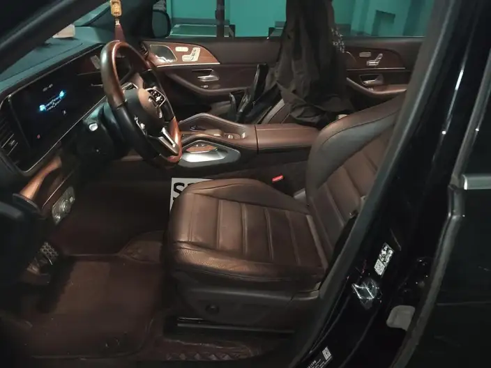 Mercedes-Benz GLS 2023 Model GLS 450 4MATIC Luxury Model – фото 10