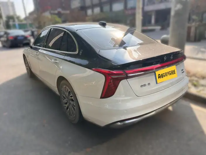 Hongqi H5 2023 Model 2.0T Automatic Flag Enjoy Edition – фото 4