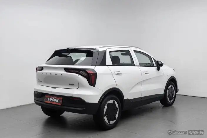 Geely Geometry E Firefly 2024 Model 301KM Xingguang – фото 4