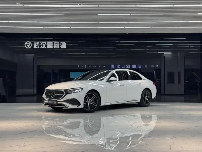 Mercedes-Benz E-Class 2024 Model E 260 L Sports sedan – фото 1