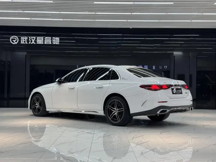 Mercedes-Benz E-Class 2024 Model E 260 L Sports sedan – фото 4