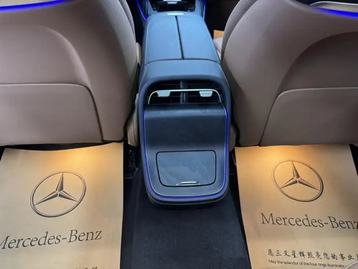 Mercedes-Benz E-Class 2024 Model E 260 L Sports sedan – фото 7