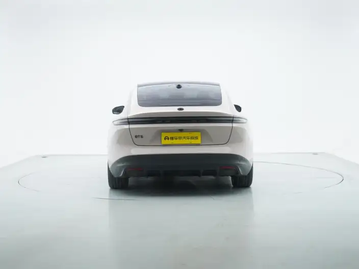 NIO ET5 2024 Model 75kWh – фото 6