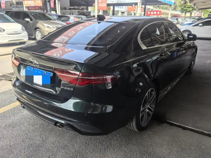 Jaguar XE L 2022 Model 2.0T 250PS R-DYNAMIC S Enterprising Sports Edition – фото 5
