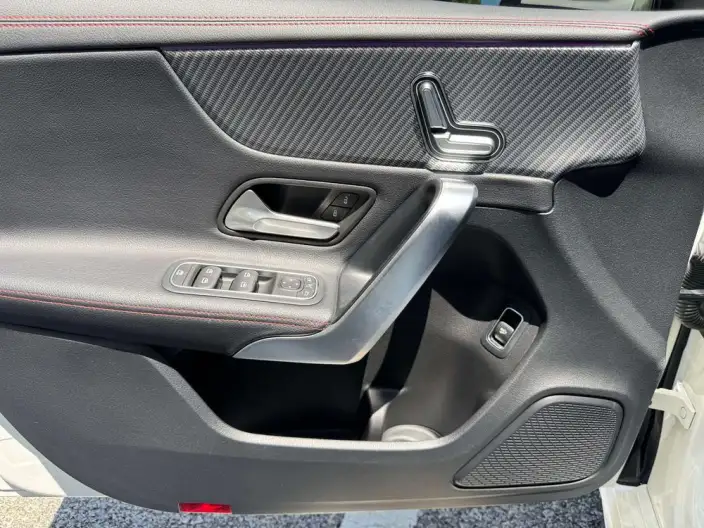 Mercedes-Benz A-class 2023 Model A 200 L Sports sedan Fashion Edition – фото 7
