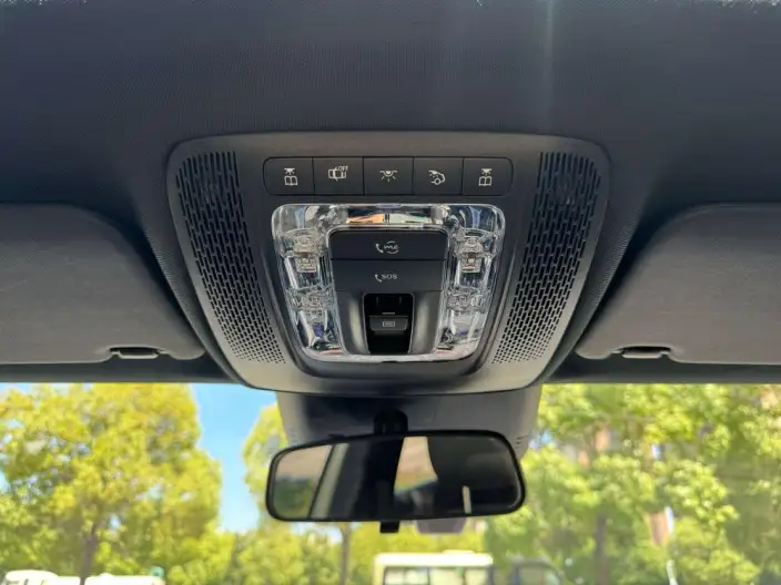 Mercedes-Benz A-class 2023 Model A 200 L Sports sedan Fashion Edition – фото 9