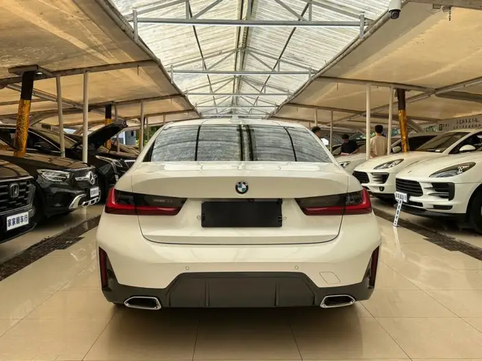 BMW 3 Series 2023 Model 325Li M Sports Set – фото 5