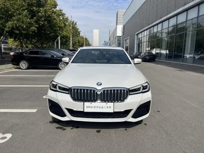 BMW 5 Series 2022 Model Facelift II 525Li M Sports Set – фото 2