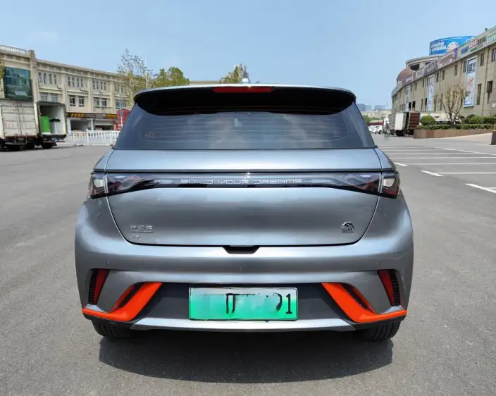 BYD Dolphin 2021 Model Fashion Edition – фото 5