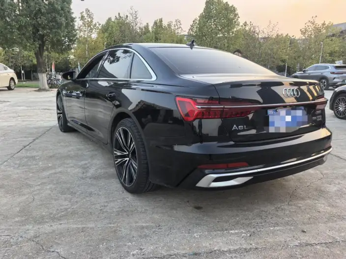 Audi A6L 2022 Model 40 TFSI Luxury Dynamic Model – фото 4