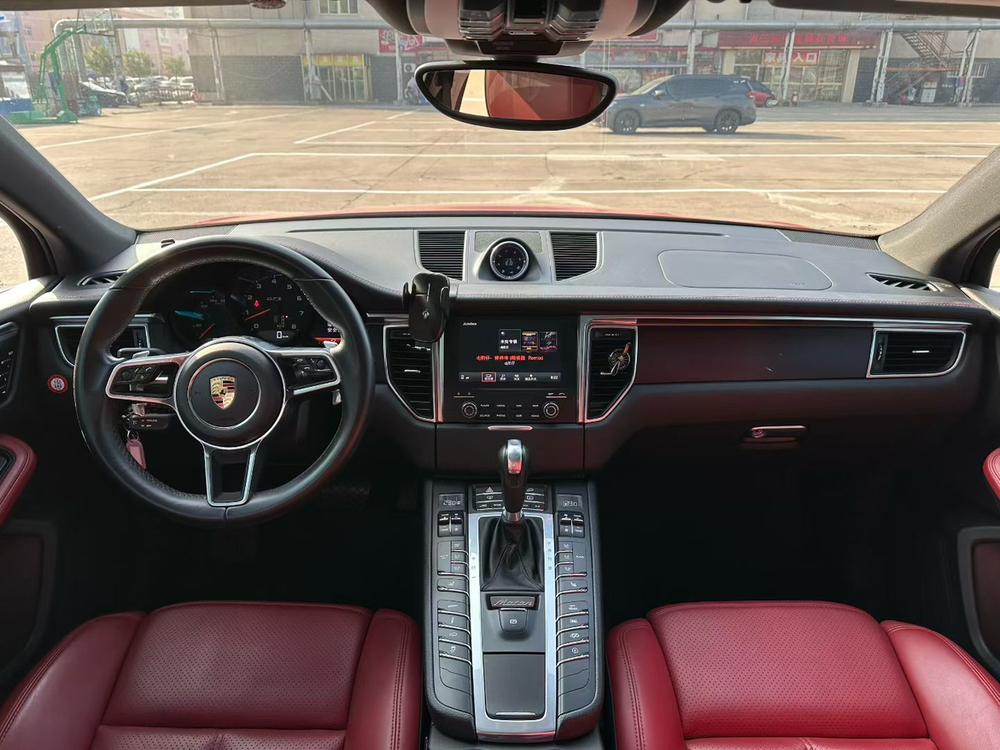 Porsche Macan 2017 Macan GTS 3.0T – фото 7