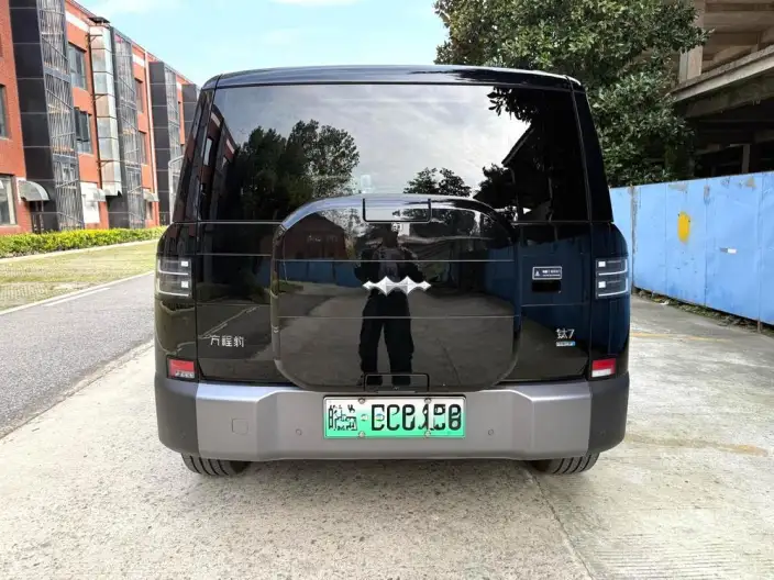 Titan 7 PHEV 2025 Model 135KM 2WD Pro Edition – фото 6