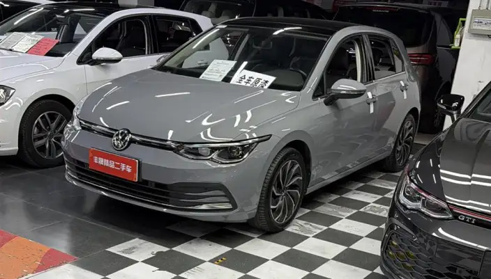 Volkswagen Golf 2021 Model 280TSI DSG Pro – фото 1