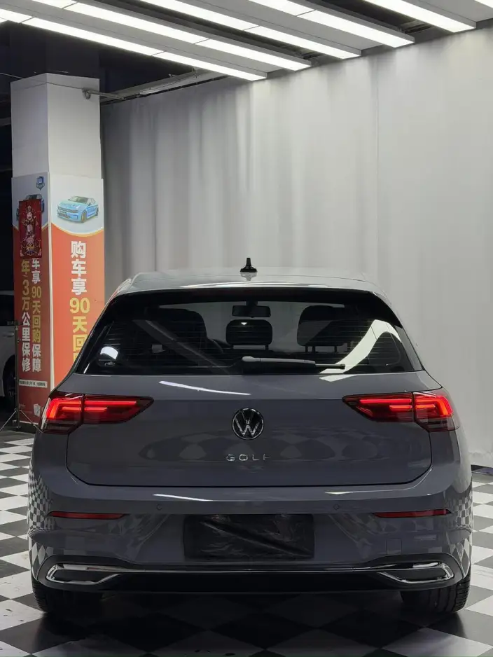 Volkswagen Golf 2021 Model 280TSI DSG Pro – фото 5