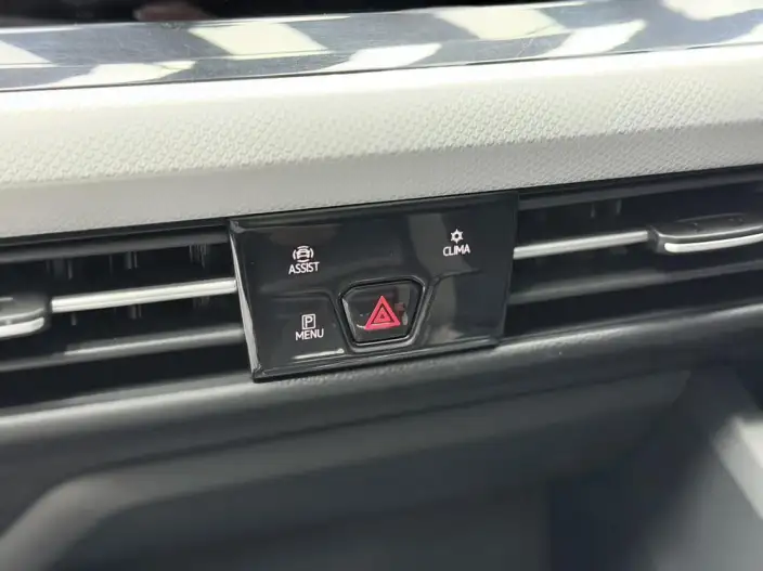 Volkswagen Golf 2021 Model 280TSI DSG Pro – фото 7