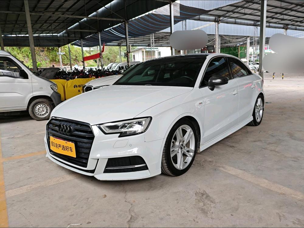 Audi A3 2019 Limousine 35 TFSI Style China VI – фото 1