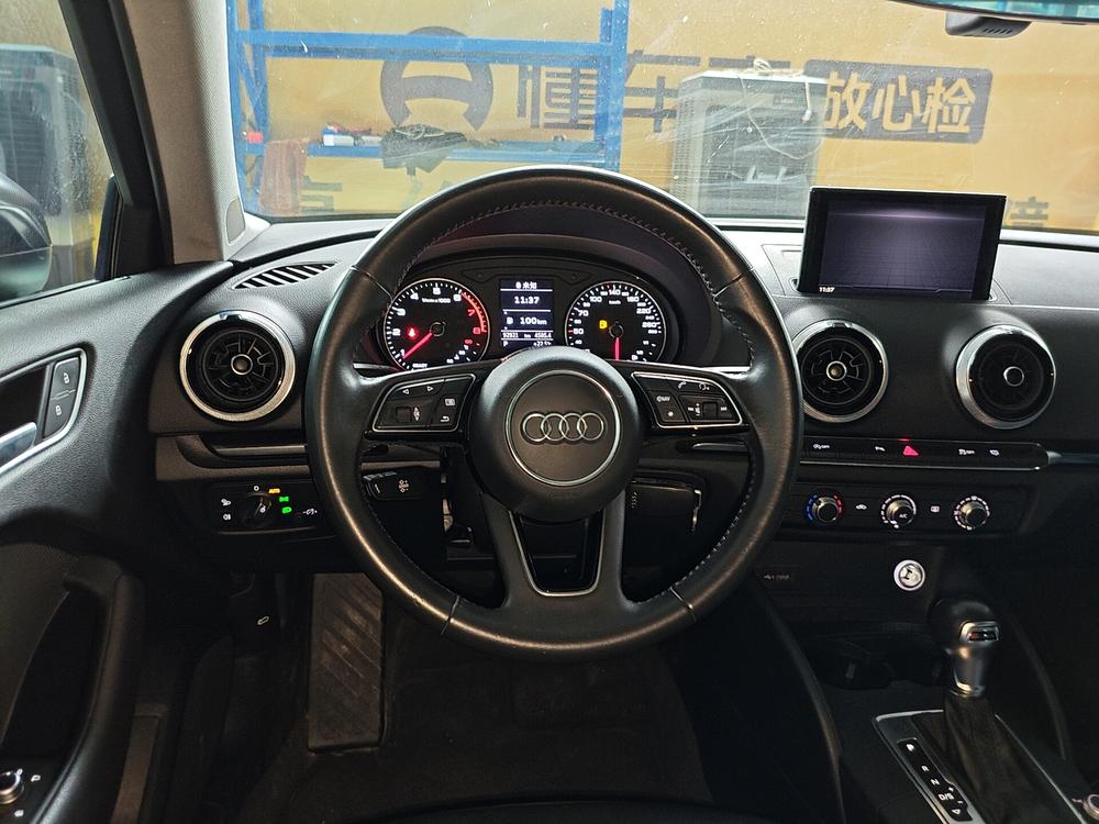 Audi A3 2019 Limousine 35 TFSI Style China VI – фото 9