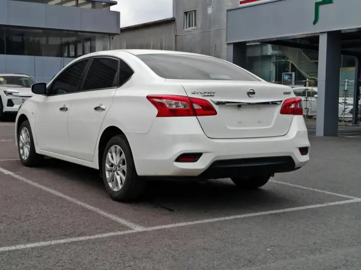 Nissan Sylphy 2022 Model Classic 1.6 XE CVT Comfort Edition – фото 4