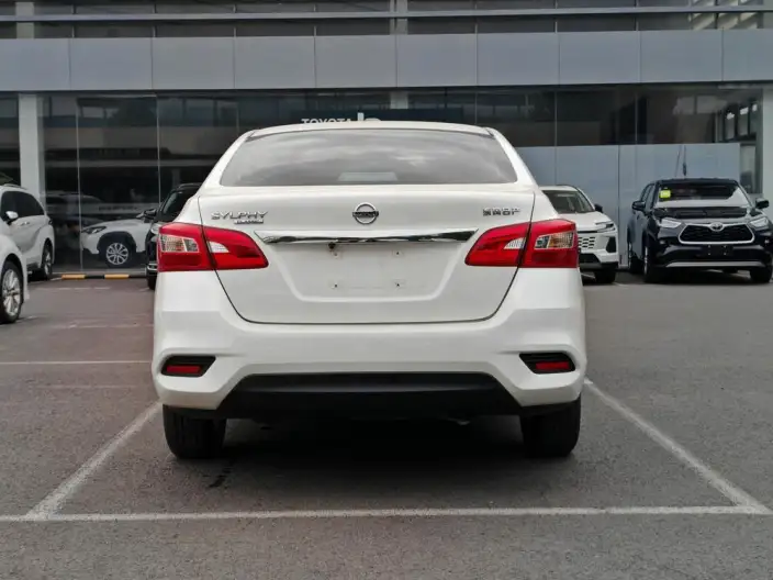 Nissan Sylphy 2022 Model Classic 1.6 XE CVT Comfort Edition – фото 5