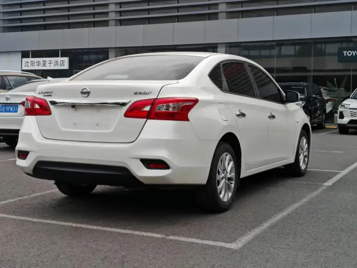 Nissan Sylphy 2022 Model Classic 1.6 XE CVT Comfort Edition – фото 6