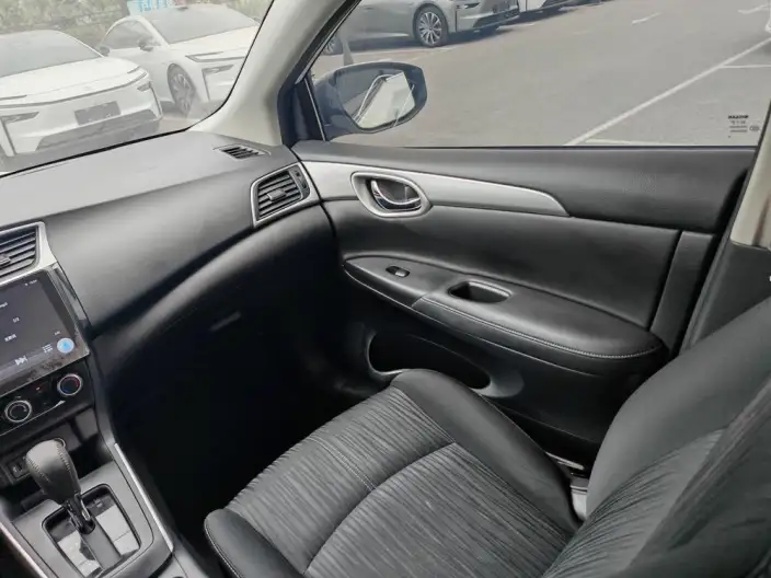 Nissan Sylphy 2022 Model Classic 1.6 XE CVT Comfort Edition – фото 8