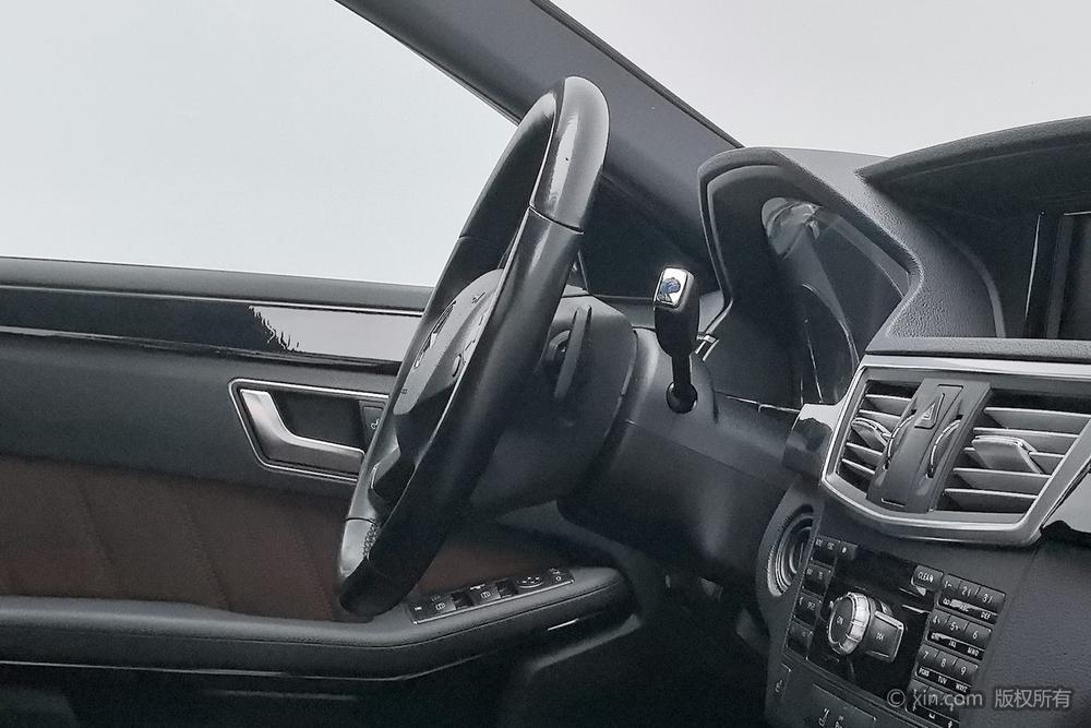 Mercedes-Benz E-Class 2013 E 260 L CGI Style – фото 11