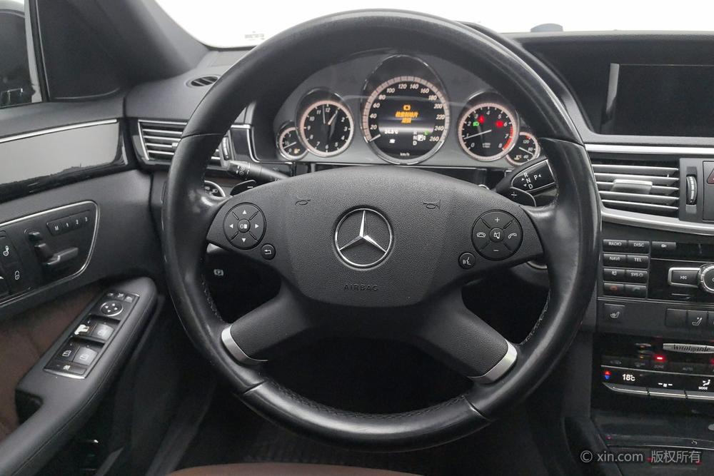 Mercedes-Benz E-Class 2013 E 260 L CGI Style – фото 14