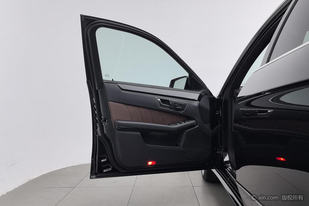 Mercedes-Benz E-Class 2013 E 260 L CGI Style – фото 21