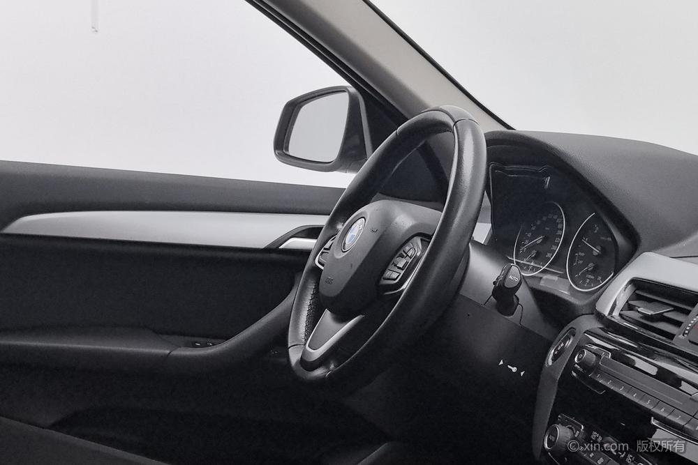 BMW X1 2018 sDrive18Li Style – фото 10