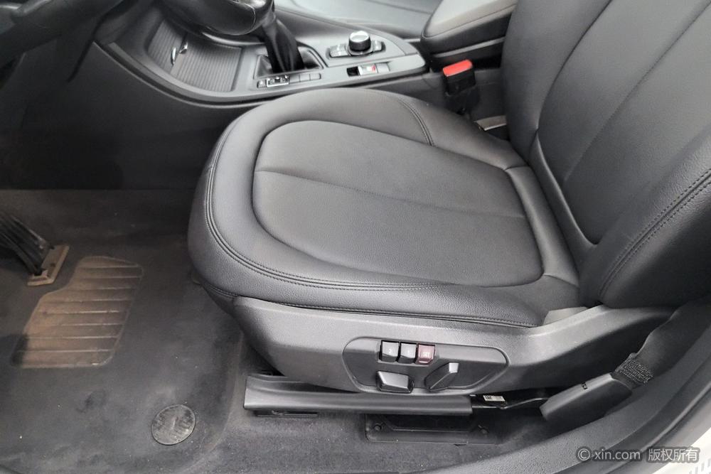 BMW X1 2018 sDrive18Li Style – фото 18