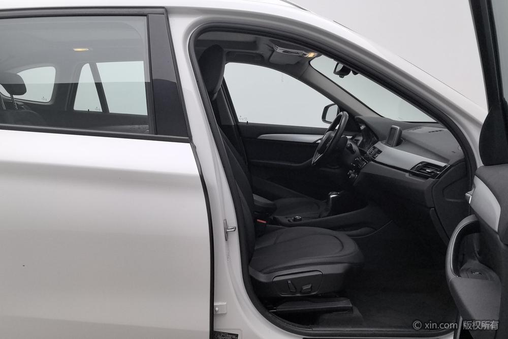 BMW X1 2018 sDrive18Li Style – фото 24