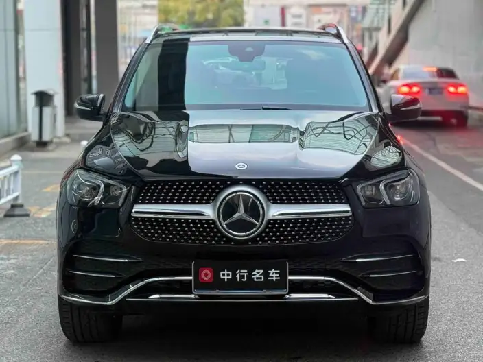 Mercedes-Benz GLE Imported 2023 Model GLE 350 4MATIC Fashion Model – фото 2