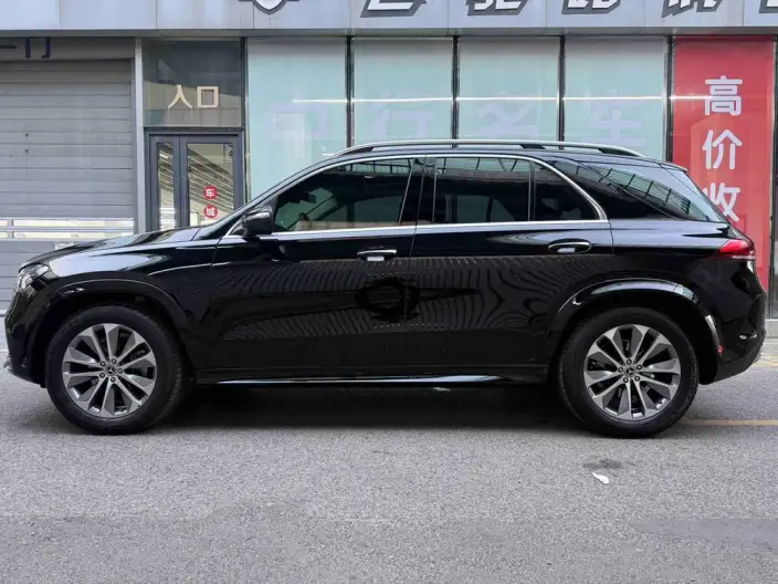 Mercedes-Benz GLE Imported 2023 Model GLE 350 4MATIC Fashion Model – фото 4