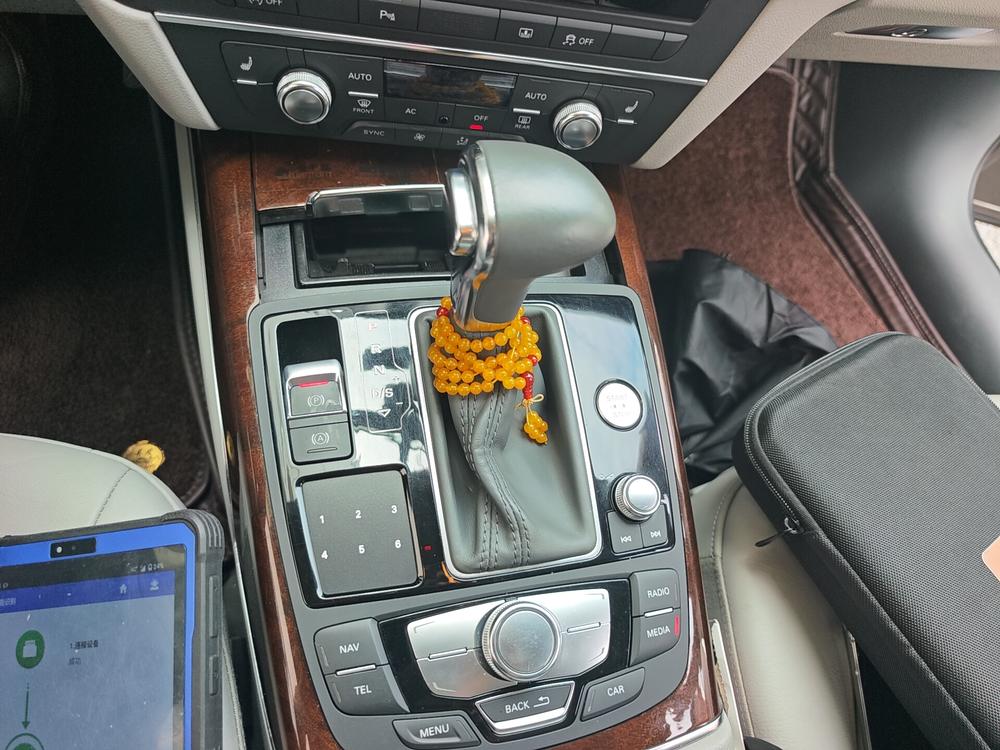 Audi A6L 2012 30 FSI Comfort – фото 9
