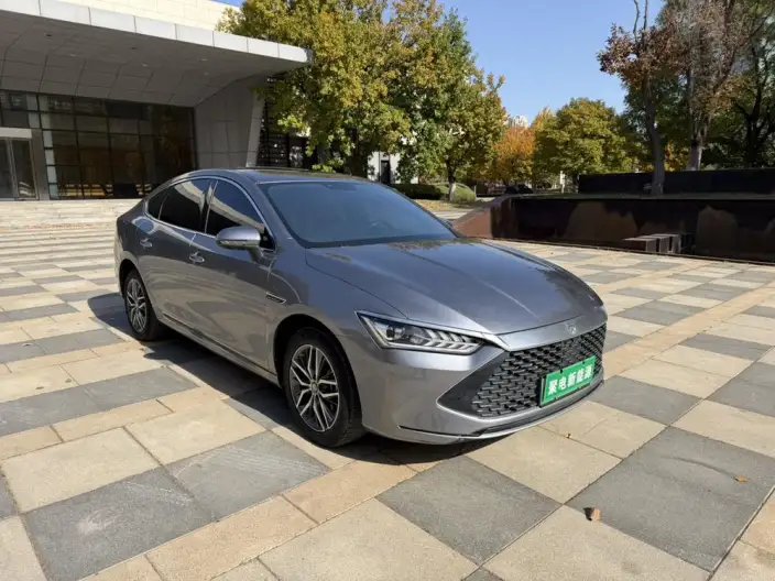 BYD Qin PLUS DM 2023 Model DM-i Champion Edition 120KM Leading Model – фото 3