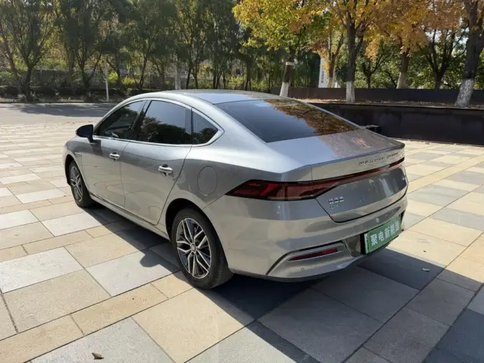 BYD Qin PLUS DM 2023 Model DM-i Champion Edition 120KM Leading Model – фото 4