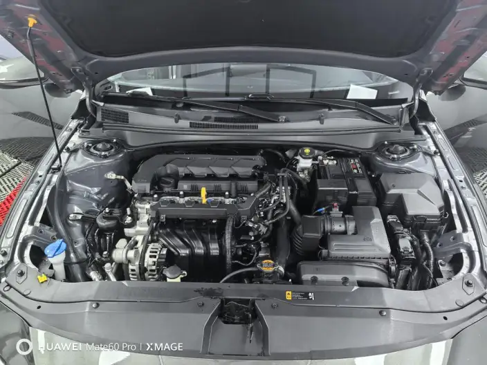 Hyundai Ioniq 2023 Model 1.5L CVT LUX Premium Edition – фото 6