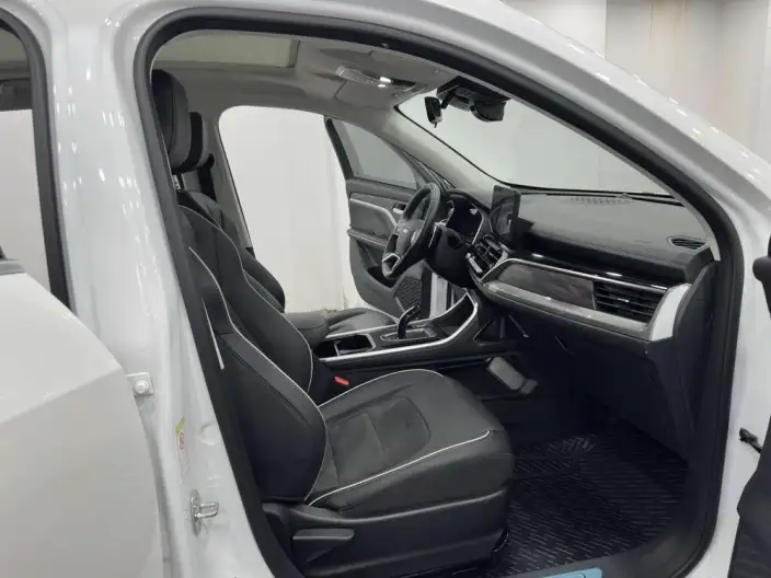 Haval H6 2023 Model Guo Trendy Edition 1.5T Automatic Champion Edition – фото 8
