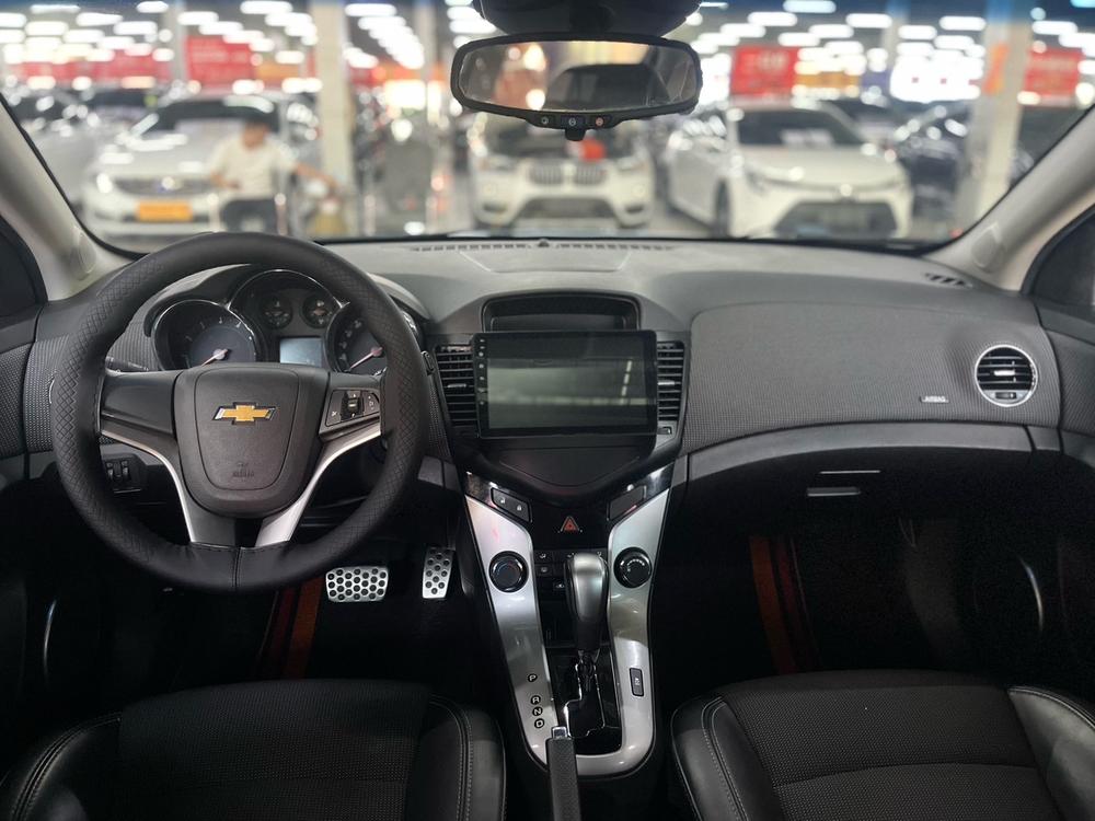 Chevrolet Cruze 2015 модификация Hatchback 1.6L автоматическое Comfort Edition – фото 7
