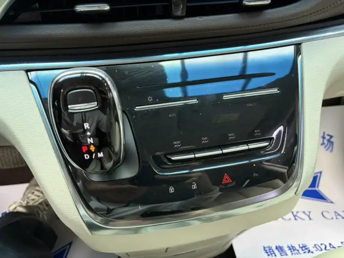 Buick GL8 2023 Model Business class 2.0T Comfort Model – фото 9